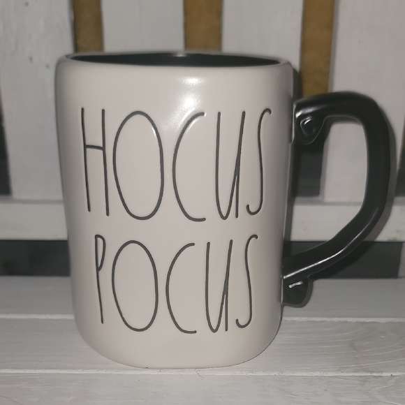 Rae Dunn Hocus Pocus Mug - Picture 1 of 3